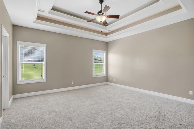 2003 AUGUST BRIGGS DR, Columbia, MO 65201