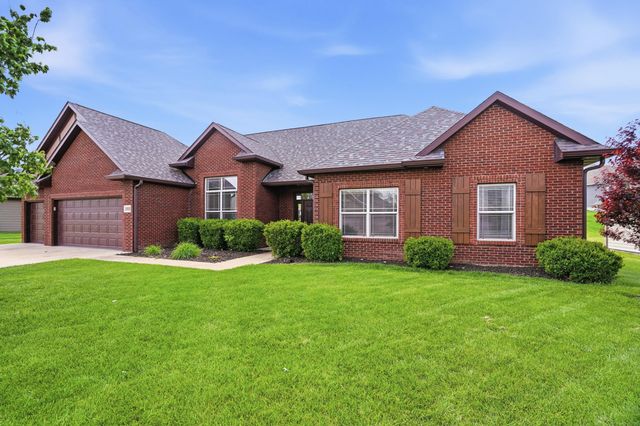 2003 AUGUST BRIGGS DR, Columbia, MO 65201