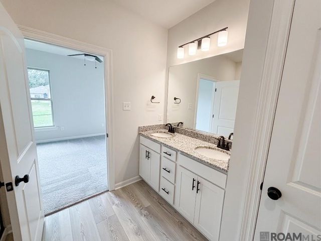 25753 Raines Ave, Denham Springs, LA 70726
