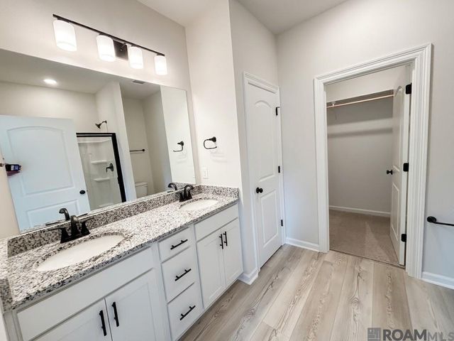 25753 Raines Ave, Denham Springs, LA 70726