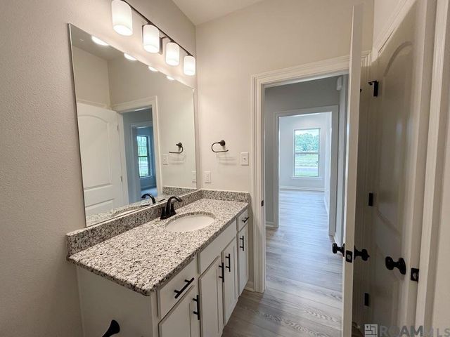 25753 Raines Ave, Denham Springs, LA 70726