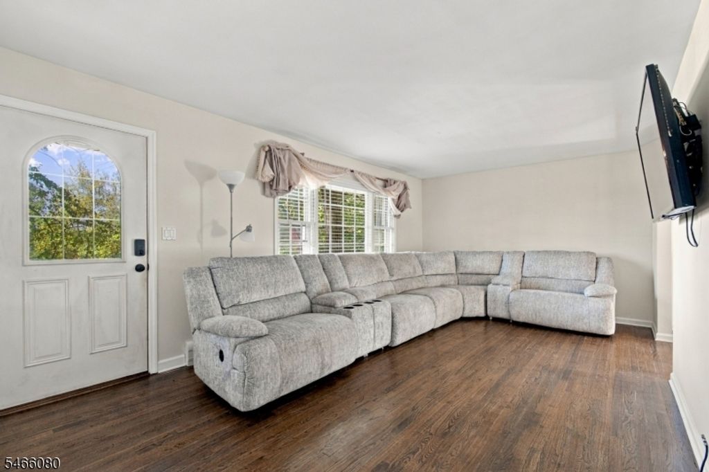 23 Elizabeth Ave, Stanhope Boro, NJ 07874 — photo 4