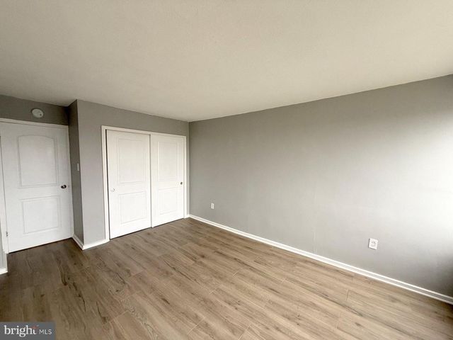 903 BARCLAY TOWERS, Cherry Hill, NJ 08034