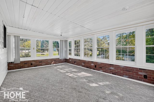 2046 Inglewood Terrace, Owosso, MI 48867