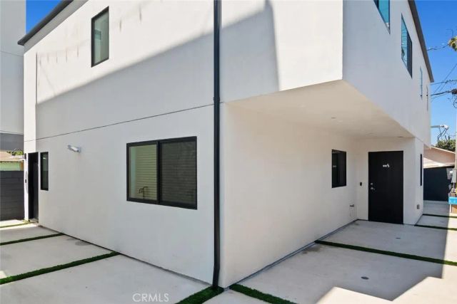 2633 S Cochran, Los Angeles, CA 90016