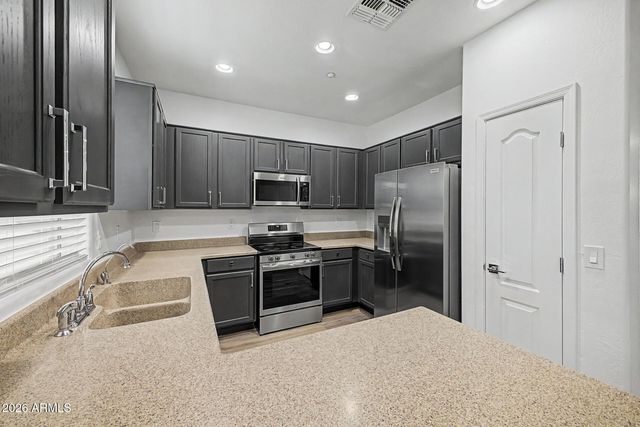 15847 N 74TH Drive, Peoria, AZ 85382