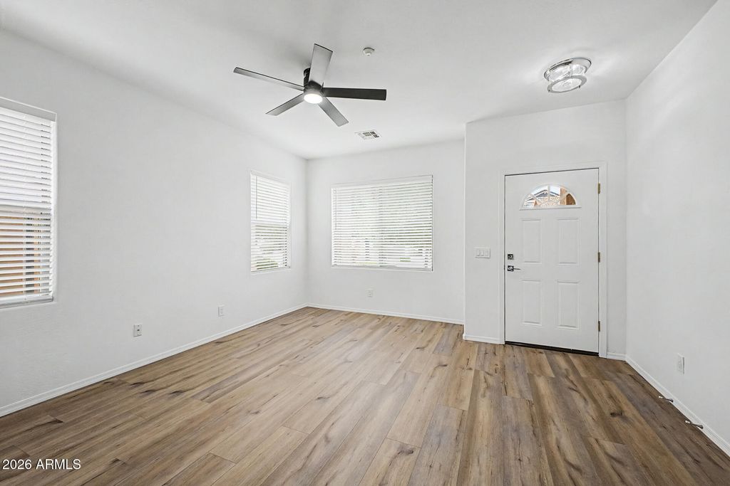 15847 N 74TH Drive, Peoria, AZ 85382 — photo 5