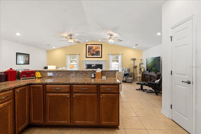 1254 TIMBERIDGE LOOP S, Lakeland, FL 33809