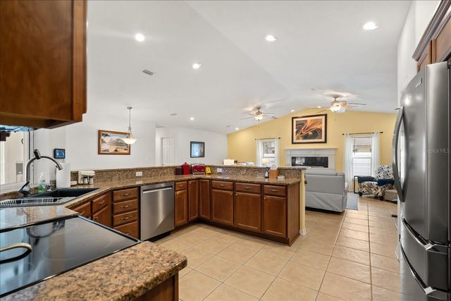 1254 TIMBERIDGE LOOP S, Lakeland, FL 33809