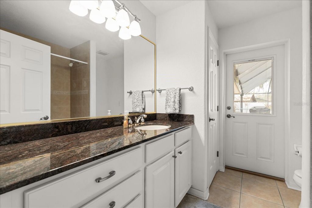 Image 25 of property listing at 1254 TIMBERIDGE LOOP S, Lakeland, FL 33809