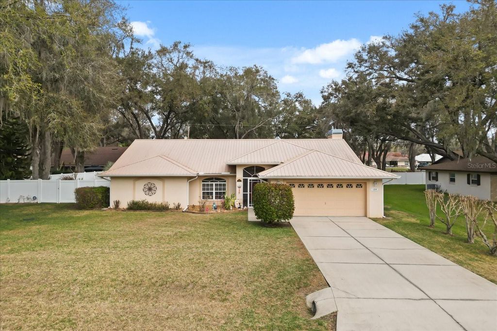 Image 36 of property listing at 1254 TIMBERIDGE LOOP S, Lakeland, FL 33809