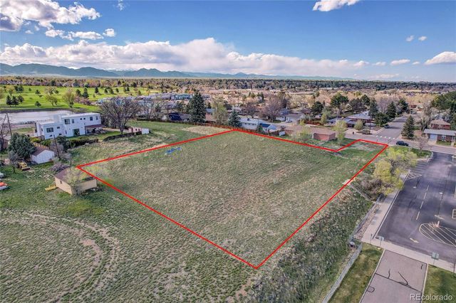 7402 W 76th Avenue, Arvada, CO 80003