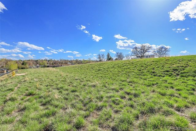 7402 W 76th Avenue, Arvada, CO 80003