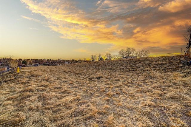 7402 W 76th Avenue, Arvada, CO 80003