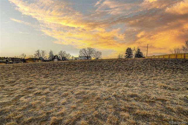 7402 W 76th Avenue, Arvada, CO 80003