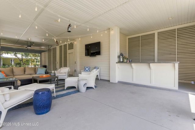 125 Terrace Drive, Pass Christian, MS 39571