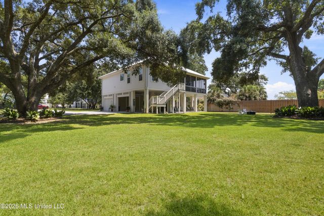 125 Terrace Drive, Pass Christian, MS 39571
