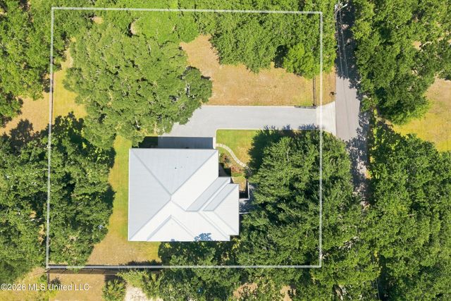 125 Terrace Drive, Pass Christian, MS 39571