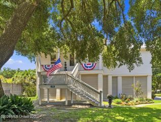 125 Terrace Drive, Pass Christian, MS 39571