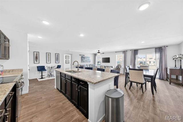 1803 Rivercroft Court, O'fallon, MO 63366