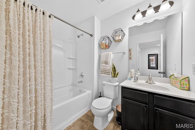 1803 Rivercroft Court, O'fallon, MO 63366