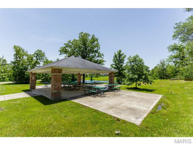 1803 Rivercroft Court, O'fallon, MO 63366