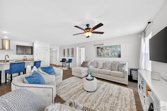 1803 Rivercroft Court, O'fallon, MO 63366