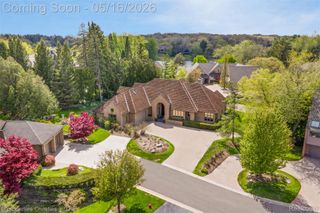4712 Buckby Cross, Bloomfield Hills, MI 48302
