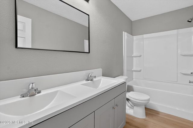 25 E 31ST Street, Jacksonville, FL 32206