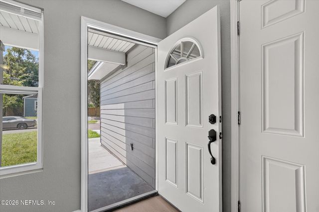 25 E 31ST Street, Jacksonville, FL 32206