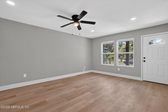 25 E 31ST Street, Jacksonville, FL 32206