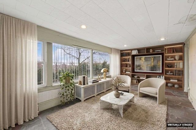 193-12 Foothill Avenue, Holliswood, NY 11423