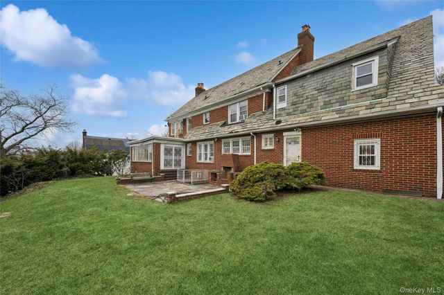 193-12 Foothill Avenue, Holliswood, NY 11423