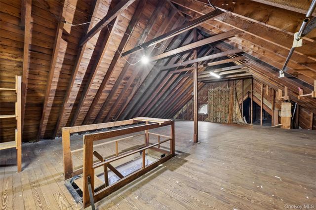 193-12 Foothill Avenue, Holliswood, NY 11423