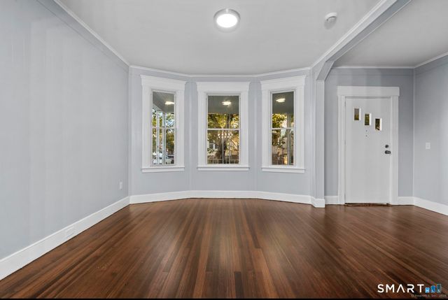 292 West Ivy Street 1st floor, New Haven, CT 06511