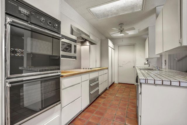 203 Ridgewood RD, Austin, TX 78746