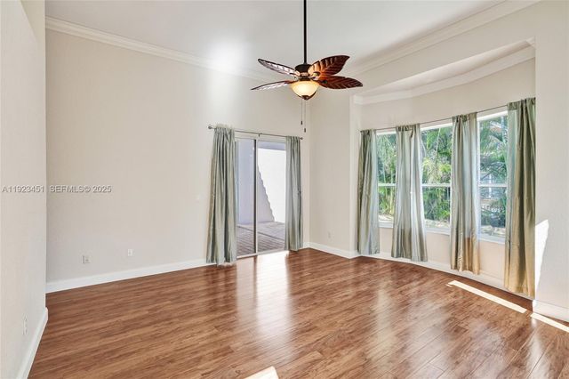 345 SW 188th Ave 345, Pembroke Pines, FL 33029