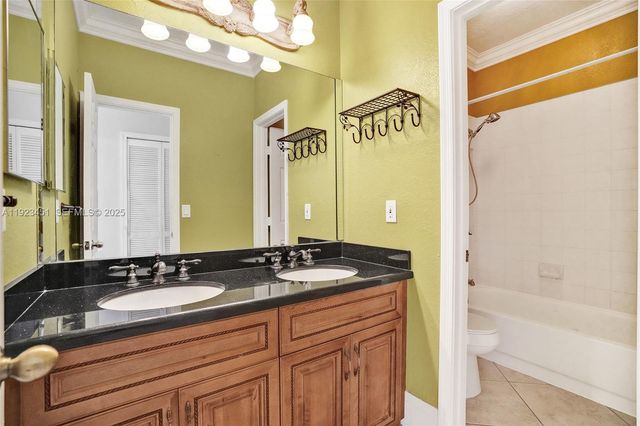 345 SW 188th Ave 345, Pembroke Pines, FL 33029