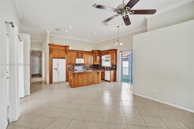 345 SW 188th Ave 345, Pembroke Pines, FL 33029