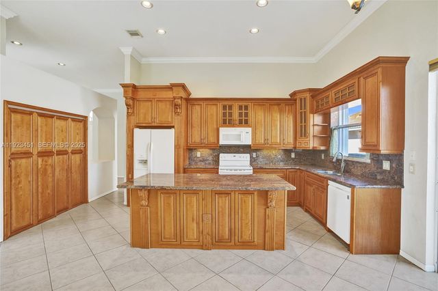 345 SW 188th Ave 345, Pembroke Pines, FL 33029