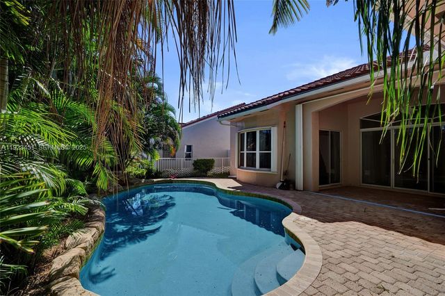 345 SW 188th Ave 345, Pembroke Pines, FL 33029