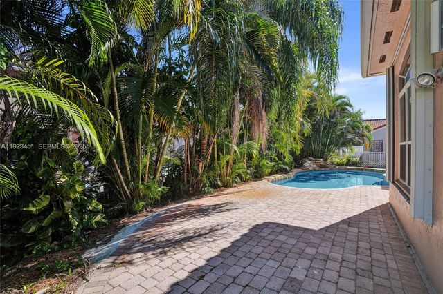 345 SW 188th Ave 345, Pembroke Pines, FL 33029