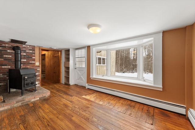 8 Avery Road, Campton, NH 03223