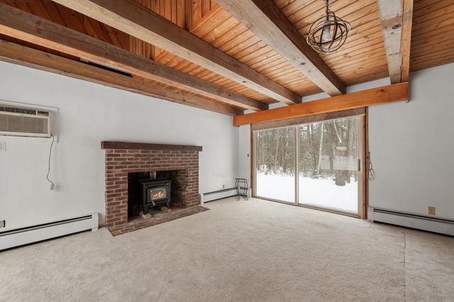 8 Avery Road, Campton, NH 03223