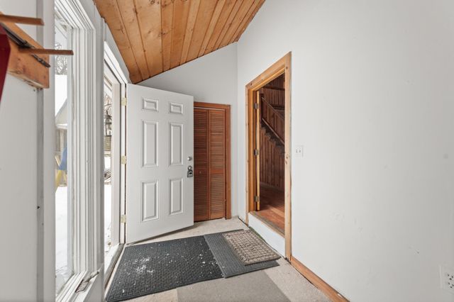 8 Avery Road, Campton, NH 03223