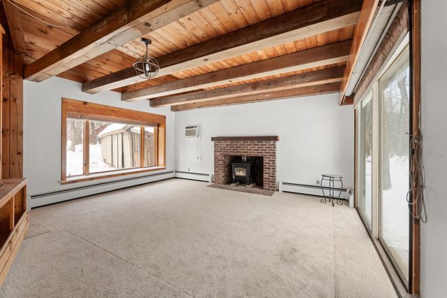 8 Avery Road, Campton, NH 03223