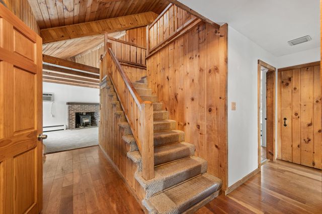 8 Avery Road, Campton, NH 03223