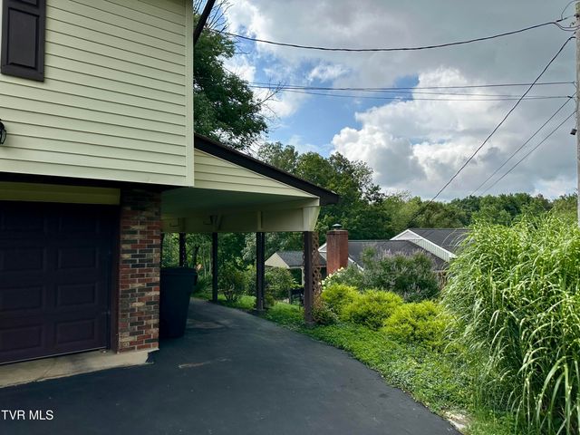 233 Lakeview Circle, Kingsport, TN 37663