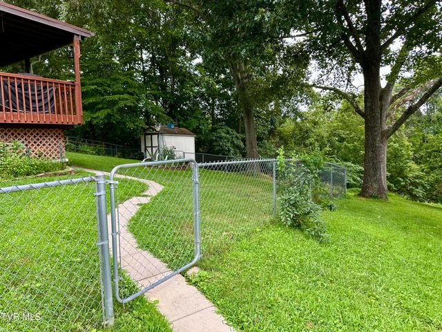 233 Lakeview Circle, Kingsport, TN 37663