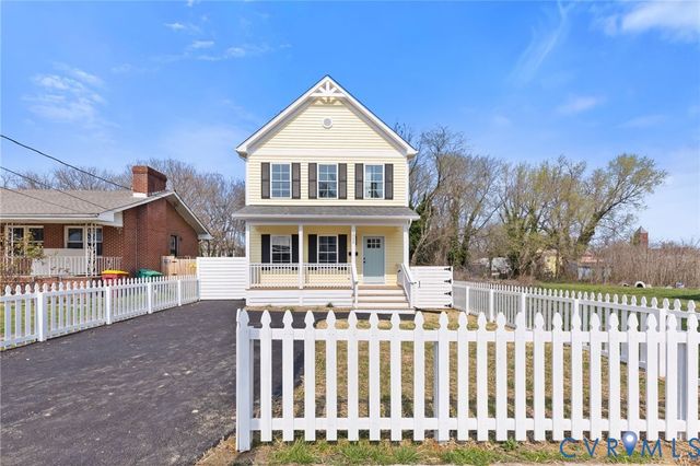 1005 Rome St, Petersburg, VA 23803